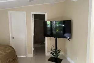 370 Delaware Ave, Fort Lauderdale, FL 33312 - Photo 9