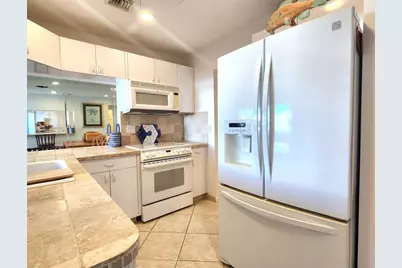 330 SE 20th Avenue #506, Deerfield Beach, FL 33441 - Photo 5