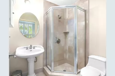 701 SE 21st Avenue #304, Deerfield Beach, FL 33441 - Photo 17