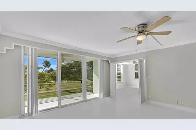 3800 Oaks Clubhouse Drive #201, Pompano Beach, FL 33069 - Photo 25