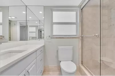 3800 Oaks Clubhouse Drive #201, Pompano Beach, FL 33069 - Photo 15