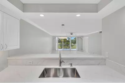 3800 Oaks Clubhouse Drive #201, Pompano Beach, FL 33069 - Photo 9