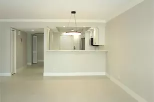 3800 Oaks Clubhouse Dr, Pompano Beach, FL 33069 - Photo 55