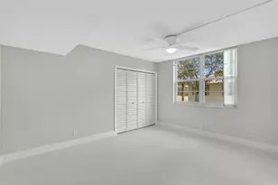 3800 Oaks Clubhouse Dr, Pompano Beach, FL 33069 - Photo 29