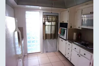 3204 Colony Club Road #1, Pompano Beach, FL 33062 - Photo 9