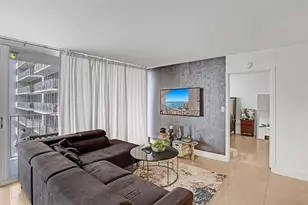 7601 E Treasure Dr, North Bay Village, FL 33141 - Photo 9