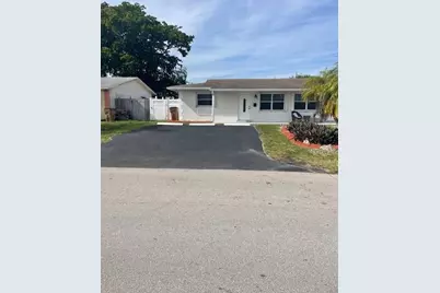 1421 SE 4th Avenue, Deerfield Beach, FL 33441 - Photo 1