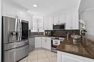 401 NW 39th St, Deerfield Beach, FL 33064 - Photo 13