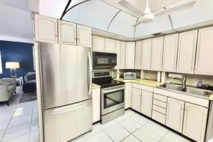 361 Keswick C, Deerfield Beach, FL 33442 - Photo 11