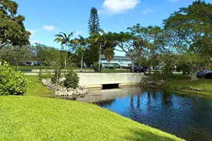 1001 Newport G, Deerfield Beach, FL 33442 - Photo 43