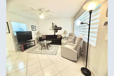 43 Farnham B #43, Deerfield Beach, FL 33442 - Photo 3