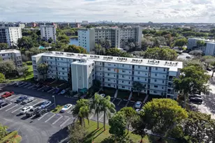 2230 N Cypress Bend Dr, Pompano Beach, FL 33069 - Photo 49