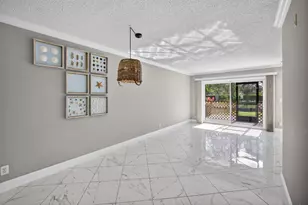 2230 N Cypress Bend Dr, Pompano Beach, FL 33069 - Photo 7