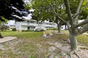 301 Oakridge Q, Deerfield Beach, FL 33442 - Photo 1