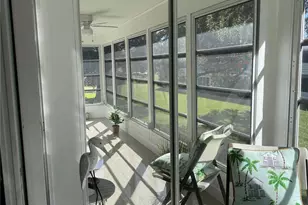 301 Oakridge Q, Deerfield Beach, FL 33442 - Photo 11