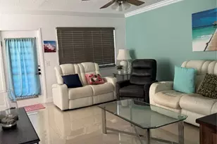 301 Oakridge Q, Deerfield Beach, FL 33442 - Photo 3