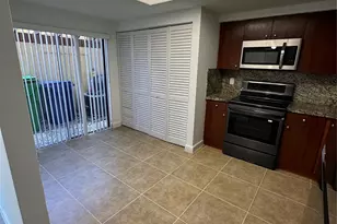 4624 NW 90th Ave, Sunrise, FL 33351 - Photo 5