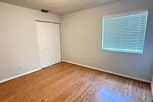 12123 SW 2nd St, Pembroke Pines, FL 33025 - Photo 11