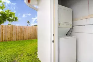 260 NE 58th St, Fort Lauderdale, FL 33334 - Photo 13