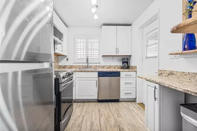 490 SE 19th Avenue #203, Pompano Beach, FL 33060 - Photo 11