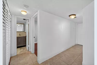 115 Lake Emerald Drive #403, Fort Lauderdale, FL 33309 - Photo 17