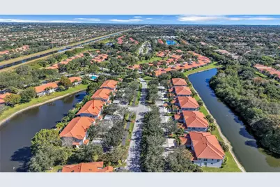 7685 Springwater Place #201, Boynton Beach, FL 33437 - Photo 5