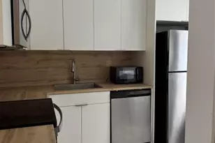 313 Gardens Dr, Pompano Beach, FL 33069 - Photo 3