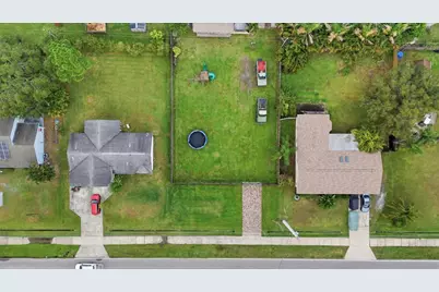 313 SW Thornhill Drive, Port Saint Lucie, FL 34984 - Photo 7