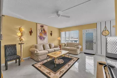 4037 Swansea B #4037, Deerfield Beach, FL 33442 - Photo 3