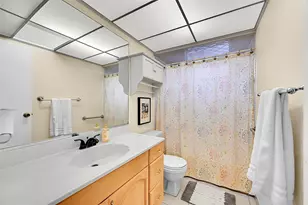 9661 NW 24th Pl, Sunrise, FL 33322 - Photo 27