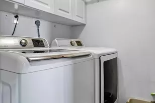 2202 S Cypress Bend Dr, Pompano Beach, FL 33069 - Photo 25