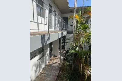 608 SE 6th Street #6, Fort Lauderdale, FL 33301 - Photo 1