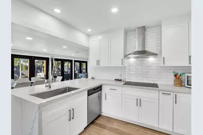 2105 NE 62nd Street, Fort Lauderdale, FL 33308 - Photo 15