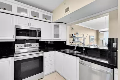 3020 NE 32nd Avenue #805, Fort Lauderdale, FL 33308 - Photo 9