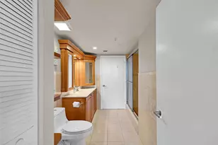 3020 NE 32nd Ave, Fort Lauderdale, FL 33308 - Photo 7