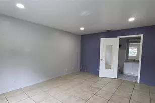 1649 SW 28th Terrace, Fort Lauderdale, FL 33312 - Photo 11