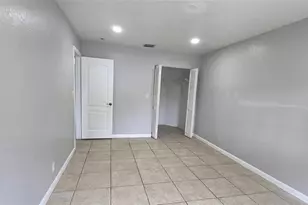 1649 SW 28th Terrace, Fort Lauderdale, FL 33312 - Photo 15