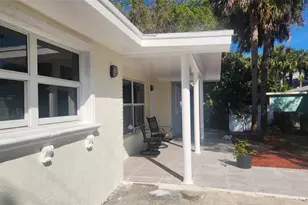 4646 NE Dudley Cir, Jensen Beach, FL 34957 - Photo 3