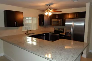 9100 NW 26th Pl, Sunrise, FL 33322 - Photo 9