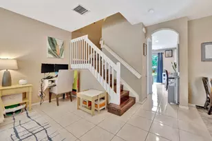 2851 W Prospect Rd Unit, Tamarac, FL 33309 - Photo 3