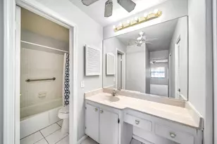 150 Cypress Club Dr, Pompano Beach, FL 33060 - Photo 21
