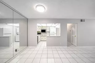 150 Cypress Club Dr, Pompano Beach, FL 33060 - Photo 3