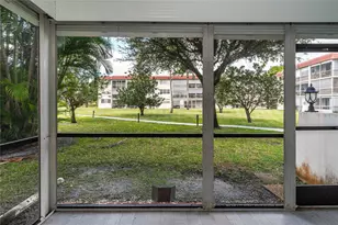 9523 S Hollybrook Lake Dr, Pembroke Pines, FL 33025 - Photo 21