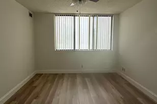 4222 Inverrary Blvd, Lauderhill, FL 33319 - Photo 11