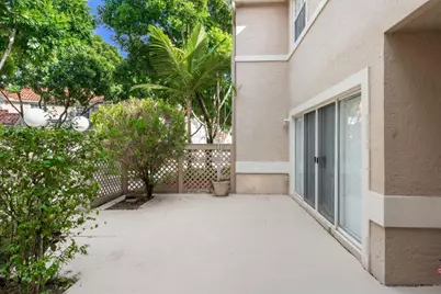 11066 Long Boat Drive, Hollywood, FL 33026 - Photo 9