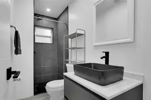 [Address not provided], Fort Lauderdale, FL 33304 - Photo 17