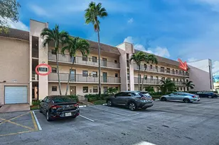 10466 Sunrise Lakes Blvd, Sunrise, FL 33322 - Photo 41