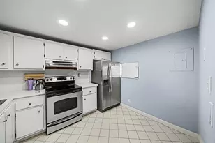 10466 Sunrise Lakes Blvd, Sunrise, FL 33322 - Photo 33