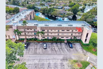 10466 Sunrise Lakes Boulevard #312, Sunrise, FL 33322 - Photo 5