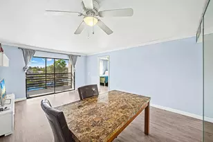 10466 Sunrise Lakes Blvd, Sunrise, FL 33322 - Photo 17